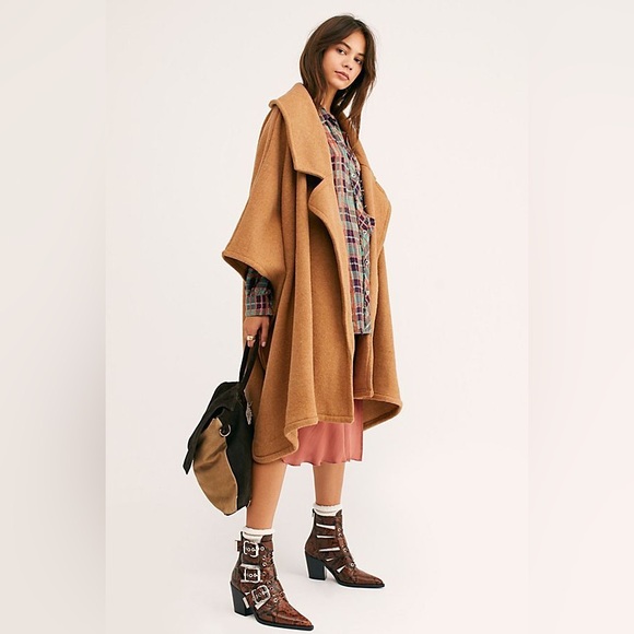 Free People Tan Oversized Coat - Picture 2 of 10